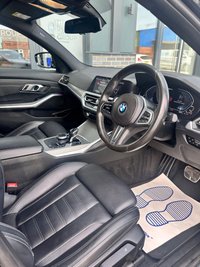 USED 2019 69 BMW 3 SERIES 2.0 330e 12kWh M Sport Saloon 4dr Petrol Plug-in Hybrid Auto Euro 6 (s/s) (292 ps) 