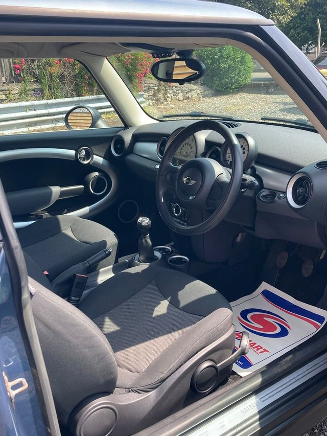 2010 MINI HATCH - Photo 8