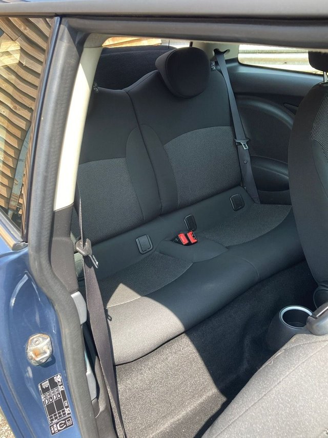 2010 MINI HATCH - Photo 10