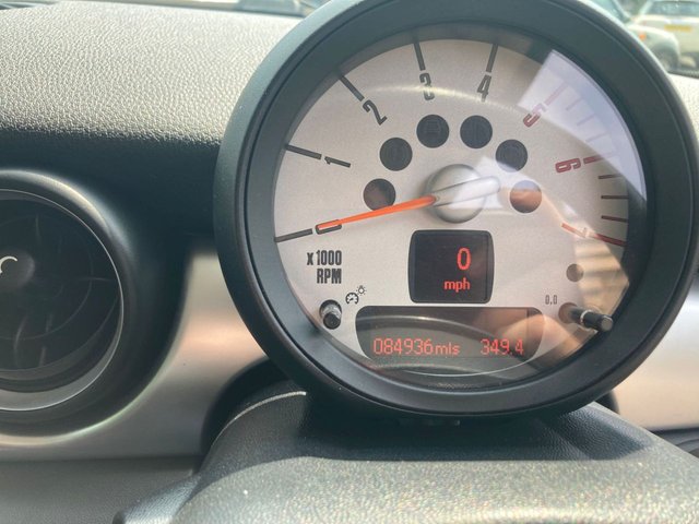 2010 MINI HATCH - Photo 11