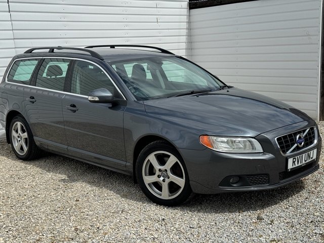 View our VOLVO V70