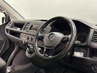 USED 2017 17 VOLKSWAGEN CALIFORNIA 2.0 TDI BlueMotion Tech Beach Camper 4dr Diesel Manual Euro 6 (s/s) (150 ps) 7 Seater Pop Roof Factory Manufactuered California Beach