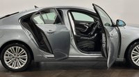 USED 2015 15 VAUXHALL INSIGNIA 2.0 CDTi ecoFLEX Design Nav Hatchback 5dr Diesel Manual Euro 5 (s/s) (140 ps) 