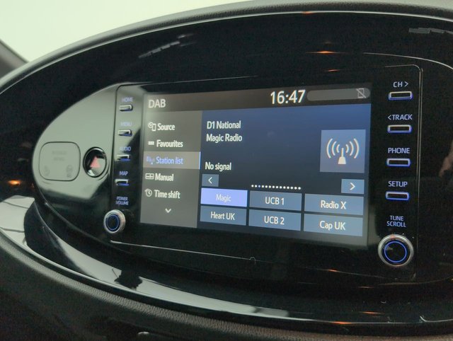 USED 2023 23 Toyota Aygo X 1.0 Vvt-I Edge Hatchback 5dr Petrol Manual Euro 6 (s/S) (72 Ps) - Alloy, Bluetooth, Dab