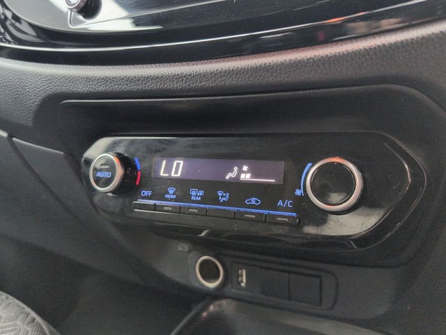 USED 2023 23 Toyota Aygo X 1.0 Vvt-I Edge Hatchback 5dr Petrol Manual Euro 6 (s/S) (72 Ps) - Alloy, Bluetooth, Dab