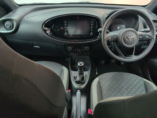 USED 2023 23 Toyota Aygo X 1.0 Vvt-I Edge Hatchback 5dr Petrol Manual Euro 6 (s/S) (72 Ps) - Alloy, Bluetooth, Dab