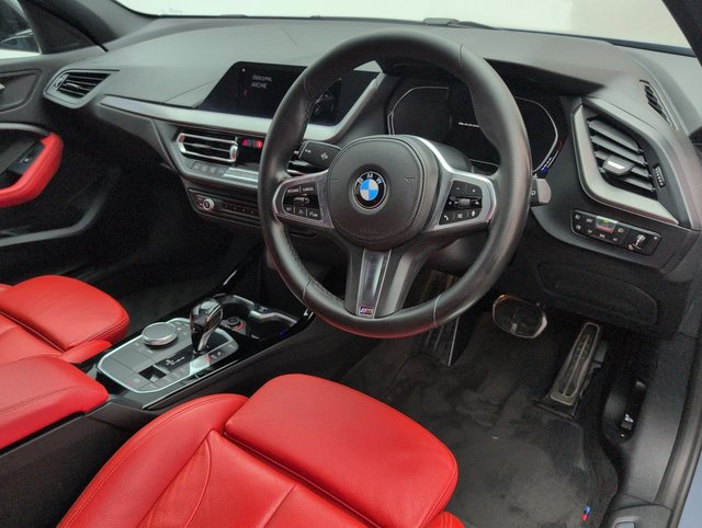 USED 2020 20 BMW 1 Series 1.5 118i M Sport Hatchback 5dr Petrol Dct Euro 6 (s/S) (140 Ps) - Air Con + Dab Radio