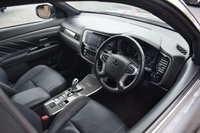 USED 2019 MITSUBISHI OUTLANDER 2.4h TwinMotor 13.8kWh 4h SUV 5dr Petrol Plug-in Hybrid CVT 4WD Euro 6 (s/s) (209 ps) HYBRID / 2 OWNER / LEATHER