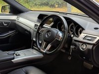 USED 2015 15 MERCEDES-BENZ E-CLASS 2.1 E220 BlueTEC AMG Night Edition (Premium) Estate 5dr Diesel G-Tronic+ Euro 6 (s/s) (177 ps) 