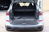 USED 2023 23 BMW X5 50E 3.0 25.7kWh M SPORT XDRIVE  BODYKIT SKY LOUNGE TOWBAR TECH PACK