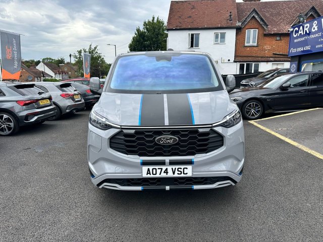 View our FORD TRANSIT CUSTOM