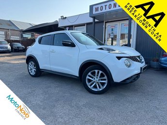 2015 NISSAN JUKE