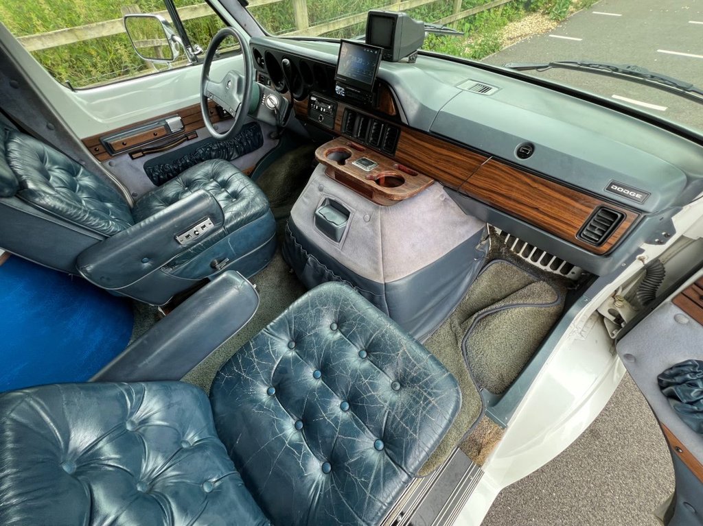 USED 1993 K DODGE RAM B250 Day Van // 5200cc 318cu V8 // px swap 