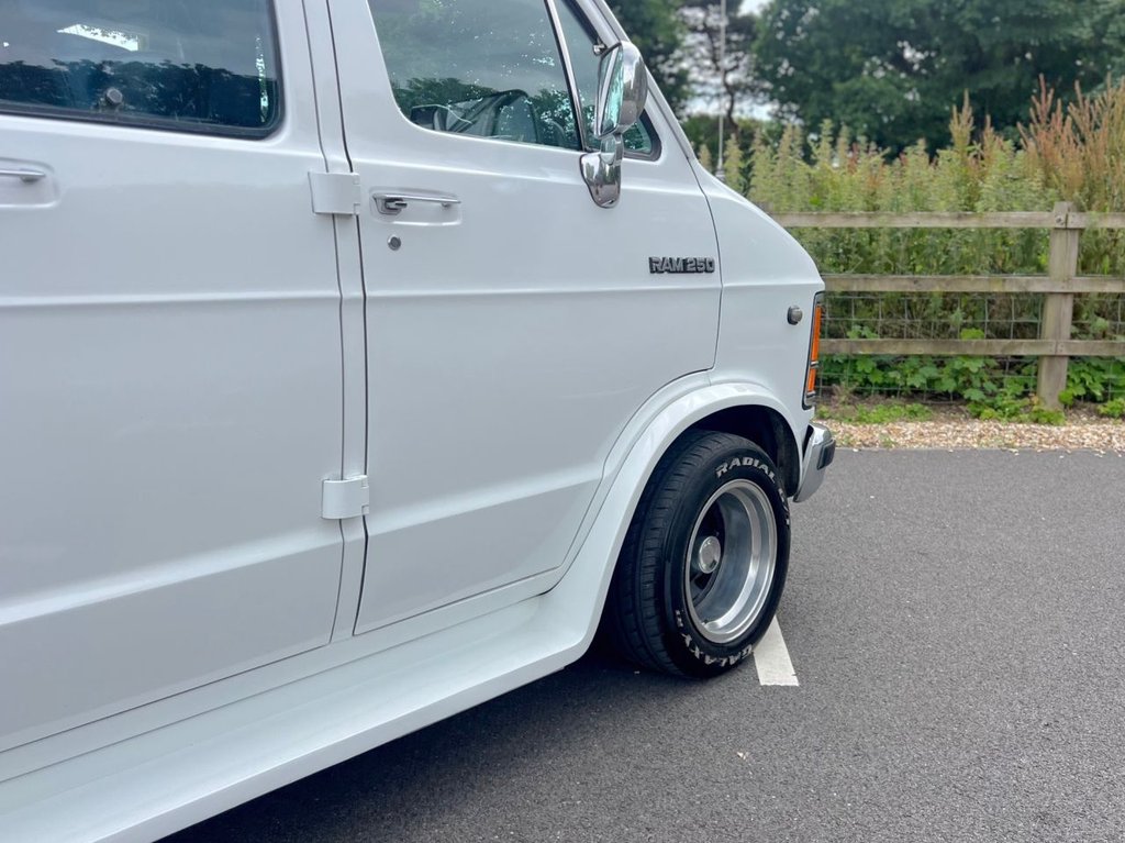 USED 1993 K DODGE RAM B250 Day Van // 5200cc 318cu V8 // px swap 