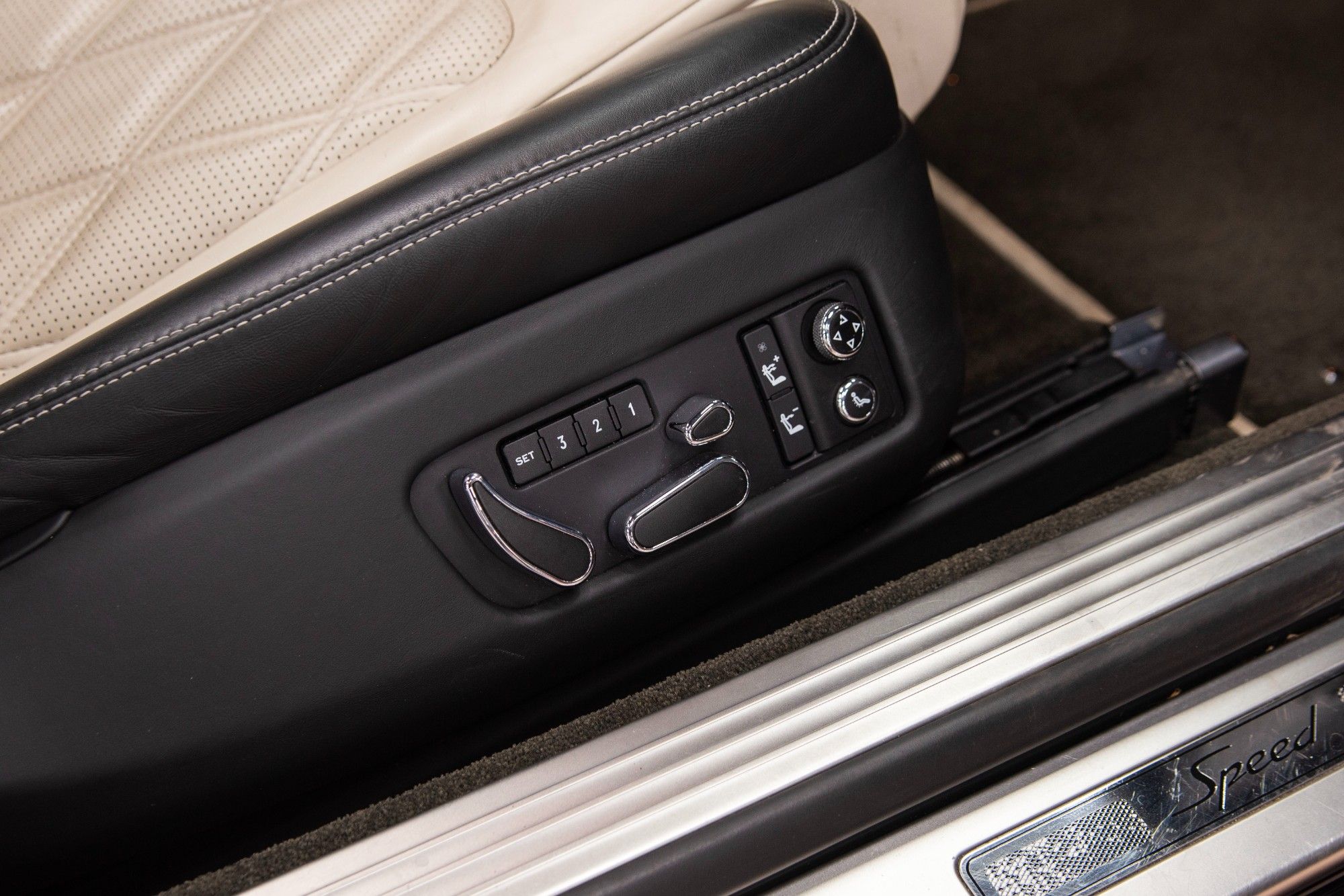 USED 2014 14 BENTLEY CONTINENTAL 6.0 W12 GTC Speed Convertible  