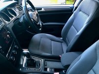 USED 2017 17 VOLKSWAGEN GOLF 1.0 TSI BlueMotion Tech SE Nav Hatchback 5dr Petrol DSG Euro 6 (s/s) (110 bhp) ONLY 23,900 MILES-2 PRIVATE OWNERS WITH X5 SERVICES//X11 AIRBAGS//APPLE-PLAY//SAT-NAV//LEATHER BOUND MULTI-FUNCTION STEERING WHEEL//35 POUND ROAD TAX A YEAR//FRONT AND REAR PARK SENSORS//ALLOYS//BLUETOOTH//DAB//GREAT CONDITION //EXCELLENT SERVICE HISTORY X5 SERVICE STAMPS//  Euro 6 (s/s) (110 bhp) ONLY 23,900 MILES-2 PRIVATE OWNERS WITH X5 SERVICES//X11 AIRBAGS//APPLE-PLAY//SAT-NAV//LEATHER BOUND MULTI-FUNCTION STEERING WHEEL//35 POUND ROAD TAX A YEAR//FRONT AND REAR PARK SENSORS//ALLOYS//BLUETOOTH//DAB//GREAT CONDITION //EXCELLENT SERVICE HISTORY X5 SERVICE STAMPS//