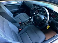 USED 2017 17 VOLKSWAGEN GOLF 1.0 TSI BlueMotion Tech SE Nav Hatchback 5dr Petrol DSG Euro 6 (s/s) (110 bhp) ONLY 23,900 MILES-2 PRIVATE OWNERS WITH X5 SERVICES//X11 AIRBAGS//APPLE-PLAY//SAT-NAV//LEATHER BOUND MULTI-FUNCTION STEERING WHEEL//35 POUND ROAD TAX A YEAR//FRONT AND REAR PARK SENSORS//ALLOYS//BLUETOOTH//DAB//GREAT CONDITION //EXCELLENT SERVICE HISTORY X5 SERVICE STAMPS//  Euro 6 (s/s) (110 bhp) ONLY 23,900 MILES-2 PRIVATE OWNERS WITH X5 SERVICES//X11 AIRBAGS//APPLE-PLAY//SAT-NAV//LEATHER BOUND MULTI-FUNCTION STEERING WHEEL//35 POUND ROAD TAX A YEAR//FRONT AND REAR PARK SENSORS//ALLOYS//BLUETOOTH//DAB//GREAT CONDITION //EXCELLENT SERVICE HISTORY X5 SERVICE STAMPS//