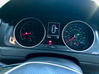 USED 2017 17 VOLKSWAGEN GOLF 1.0 TSI BlueMotion Tech SE Nav Hatchback 5dr Petrol DSG Euro 6 (s/s) (110 bhp) ONLY 23,900 MILES-2 PRIVATE OWNERS WITH X5 SERVICES//X11 AIRBAGS//APPLE-PLAY//SAT-NAV//LEATHER BOUND MULTI-FUNCTION STEERING WHEEL//35 POUND ROAD TAX A YEAR//FRONT AND REAR PARK SENSORS//ALLOYS//BLUETOOTH//DAB//GREAT CONDITION //EXCELLENT SERVICE HISTORY X5 SERVICE STAMPS//  Euro 6 (s/s) (110 bhp) ONLY 23,900 MILES-2 PRIVATE OWNERS WITH X5 SERVICES//X11 AIRBAGS//APPLE-PLAY//SAT-NAV//LEATHER BOUND MULTI-FUNCTION STEERING WHEEL//35 POUND ROAD TAX A YEAR//FRONT AND REAR PARK SENSORS//ALLOYS//BLUETOOTH//DAB//GREAT CONDITION //EXCELLENT SERVICE HISTORY X5 SERVICE STAMPS//