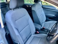 USED 2017 17 VOLKSWAGEN GOLF 1.0 TSI BlueMotion Tech SE Nav Hatchback 5dr Petrol DSG Euro 6 (s/s) (110 bhp) ONLY 23,900 MILES-2 PRIVATE OWNERS WITH X5 SERVICES//X11 AIRBAGS//APPLE-PLAY//SAT-NAV//LEATHER BOUND MULTI-FUNCTION STEERING WHEEL//35 POUND ROAD TAX A YEAR//FRONT AND REAR PARK SENSORS//ALLOYS//BLUETOOTH//DAB//GREAT CONDITION //EXCELLENT SERVICE HISTORY X5 SERVICE STAMPS//  Euro 6 (s/s) (110 bhp) ONLY 23,900 MILES-2 PRIVATE OWNERS WITH X5 SERVICES//X11 AIRBAGS//APPLE-PLAY//SAT-NAV//LEATHER BOUND MULTI-FUNCTION STEERING WHEEL//35 POUND ROAD TAX A YEAR//FRONT AND REAR PARK SENSORS//ALLOYS//BLUETOOTH//DAB//GREAT CONDITION //EXCELLENT SERVICE HISTORY X5 SERVICE STAMPS//