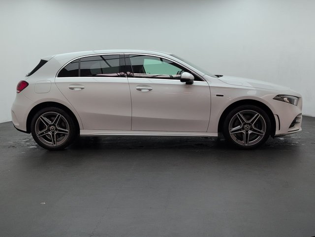USED 2020 70 Mercedes-Benz A Class 1.3 A250e 15.6kwh Amg Line Hatchback 5dr Petrol Plug-In Hybrid 8g-Dct Euro 6 (s/S) (218 Ps) - Cruise, Heated Seats, Satnav