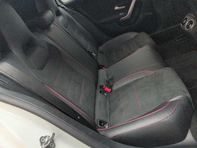 USED 2020 70 Mercedes-Benz A Class 1.3 A250e 15.6kwh Amg Line Hatchback 5dr Petrol Plug-In Hybrid 8g-Dct Euro 6 (s/S) (218 Ps) - Cruise, Heated Seats, Satnav