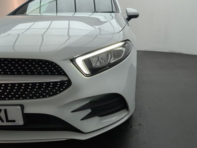 USED 2020 70 Mercedes-Benz A Class 1.3 A250e 15.6kwh Amg Line Hatchback 5dr Petrol Plug-In Hybrid 8g-Dct Euro 6 (s/S) (218 Ps) - Cruise, Heated Seats, Satnav