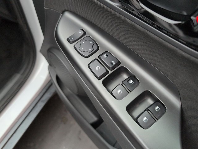 USED 2020 70 Hyundai Kona 1.6 H-Gdi Premium Suv 5dr Petrol Hybrid Dct Euro 6 (s/S) (141 Ps) Cruise Control+lane Keep Assist