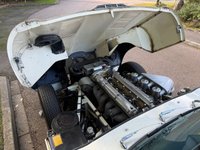USED 1966 JAGUAR E-TYPE Series 1 4.2 manual 2+2 SERVICE INC CARBS/ENGINE/BRAKES/SUS