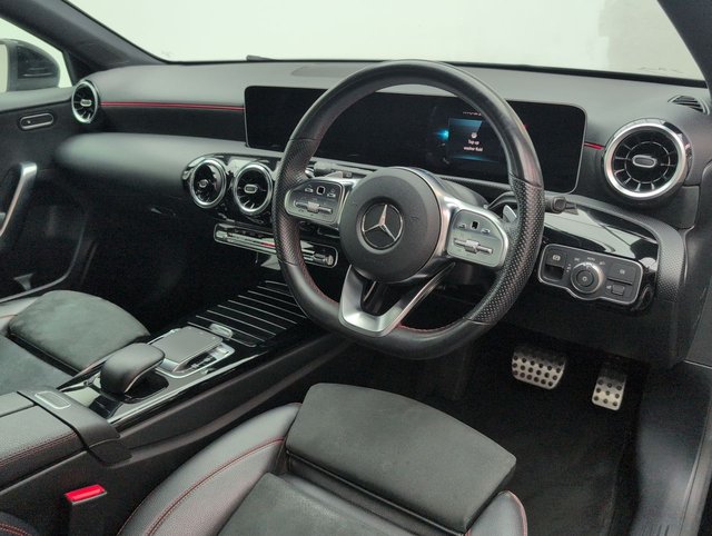 USED 2018 68 Mercedes-Benz A Class 1.3 A200 Amg Line (executive) Hatchback 5dr Petrol 7g-Dct Euro 6 (s/S) (163 Ps) 