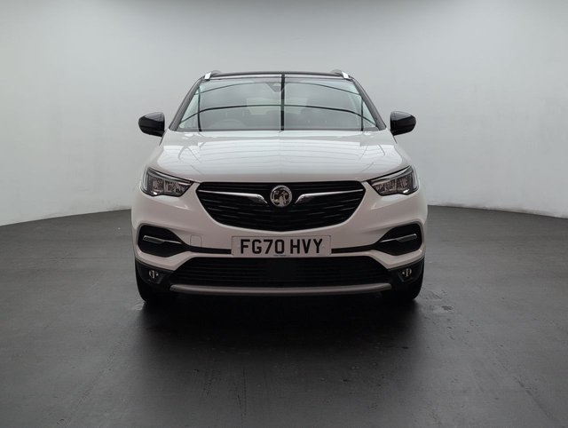 USED 2020 70 Vauxhall Grandland X 1.6 13.2kwh Elite Nav Suv 5dr Petrol Plug-In Hybrid Auto 4WD Euro 6 (s/S) Hybrid4 (300 Ps) Heated Windscreen+navigation