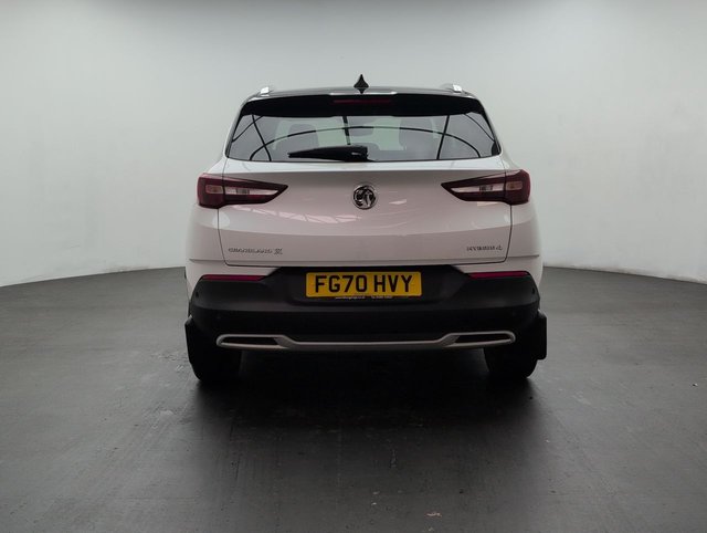 USED 2020 70 Vauxhall Grandland X 1.6 13.2kwh Elite Nav Suv 5dr Petrol Plug-In Hybrid Auto 4WD Euro 6 (s/S) Hybrid4 (300 Ps) Heated Windscreen+navigation