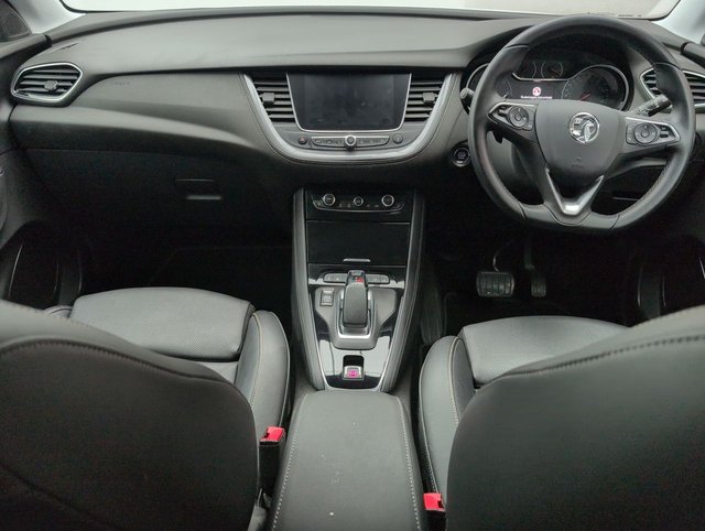 USED 2020 70 Vauxhall Grandland X 1.6 13.2kwh Elite Nav Suv 5dr Petrol Plug-In Hybrid Auto 4WD Euro 6 (s/S) Hybrid4 (300 Ps) Heated Windscreen+navigation