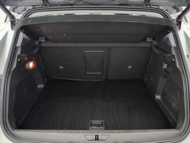 USED 2020 70 Vauxhall Grandland X 1.6 13.2kwh Elite Nav Suv 5dr Petrol Plug-In Hybrid Auto 4WD Euro 6 (s/S) Hybrid4 (300 Ps) Heated Windscreen+navigation