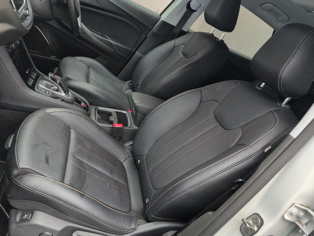 USED 2020 70 Vauxhall Grandland X 1.6 13.2kwh Elite Nav Suv 5dr Petrol Plug-In Hybrid Auto 4WD Euro 6 (s/S) Hybrid4 (300 Ps) Heated Windscreen+navigation