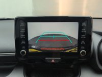 USED 2021 21 Toyota Yaris 1.5 Vvt-H Design Hatchback 5dr Petrol Hybrid E-Cvt Euro 6 (s/S) (116 Ps) Reversing Camera+bluetooth