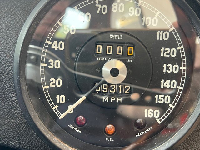 View our JAGUAR E-TYPE