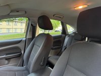 USED 2009 59 FORD FOCUS 1.8 Titanium Hatchback 5dr Petrol Manual (169 g/km, 123 bhp) 