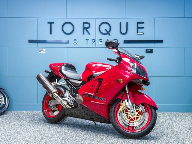 2000 W Kawasaki ZX-12r 1199cc Ninja