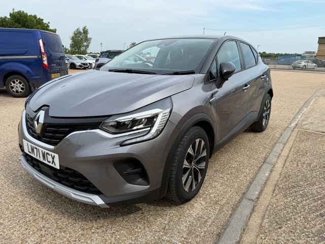 2021 RENAULT CAPTUR 1.0 TCe SE Limited SUV 5dr Petrol Manual Euro 6 (s/s) (90 ps) - Photo 4