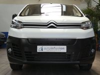 USED 2021 71 CITROEN E-DISPATCH e 1000 75kWh Enterprise M Panel Van 6dr Electric Auto MWB (136 ps) AIR CON ANDROID APPLE CARPLAY ROOF RACK SHELVING IN REAR PLYLINED BULKHEAD 1 OWNER FROM NEW SERVICE HISTORY WARRANTY