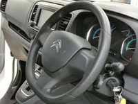USED 2021 71 CITROEN E-DISPATCH e 1000 75kWh Enterprise M Panel Van 6dr Electric Auto MWB (136 ps) AIR CON ANDROID APPLE CARPLAY ROOF RACK SHELVING IN REAR PLYLINED BULKHEAD 1 OWNER FROM NEW SERVICE HISTORY WARRANTY