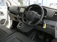 USED 2021 71 CITROEN E-DISPATCH e 1000 75kWh Enterprise M Panel Van 6dr Electric Auto MWB (136 ps) AIR CON ANDROID APPLE CARPLAY ROOF RACK SHELVING IN REAR PLYLINED BULKHEAD 1 OWNER FROM NEW SERVICE HISTORY WARRANTY