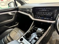 USED 2019 19 VOLKSWAGEN TOUAREG 3.0 TDI V6 R-Line Tech SUV 5dr Diesel Tiptronic 4Motion Euro 6 (s/s) (286 ps) Tow Bar,Apple Play,Heated Leather