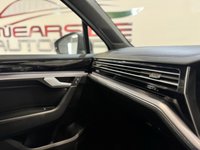 USED 2019 19 VOLKSWAGEN TOUAREG 3.0 TDI V6 R-Line Tech SUV 5dr Diesel Tiptronic 4Motion Euro 6 (s/s) (286 ps) Tow Bar,Apple Play,Heated Leather
