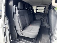 USED 2020 20 FORD TRANSIT CUSTOM 2.0 300 EcoBlue Limited Crew Van Double Cab 5dr Diesel Manual L1 H1 Euro 6 (s/s) (6 Seat) (130 ps) FINANCE OPTIONS AVAILABLE  Ideal For: Businesses needing crew and cargo transport in one  Tradespeople who transport teams and tools  Mobile services and installers  Versatile dual-purpose use (business + leisure)