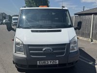 USED 2013 63 FORD TRANSIT 2.2 TDCi 350 Chassis Cab 4dr Diesel Manual RWD L4 (DRW) (123 bhp) The 2013 Transit 2.2 TDCi 350 DRW chassis cab TIPPER  is a robust, rear-wheel-drive diesel workhorse designed for heavy-duty commercial use.