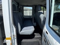USED 2013 63 FORD TRANSIT 2.2 TDCi 350 Chassis Cab 4dr Diesel Manual RWD L4 (DRW) (123 bhp) The 2013 Transit 2.2 TDCi 350 DRW chassis cab TIPPER  is a robust, rear-wheel-drive diesel workhorse designed for heavy-duty commercial use.
