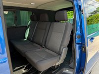 USED 2022 22 VOLKSWAGEN TRANSPORTER 2.0 TDI T32 Highline Kombi Double Cab 5dr Diesel DSG FWD SWB Euro 6 (s/s) (150 ps)  (Leighton Van)