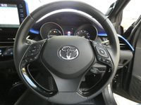 USED 2020 70 TOYOTA C-HR 1.8 VVT-h Dynamic SUV 5dr Petrol Hybrid CVT Euro 6 (s/s) (122 ps) SAT NAV HEATED LEATHER INTERIOR REAR VIEW CAMERA CRUISE CONTROL PARKING SENSORS 1 OWNER SERVICE HISTORY TOYOTA WARRANTY