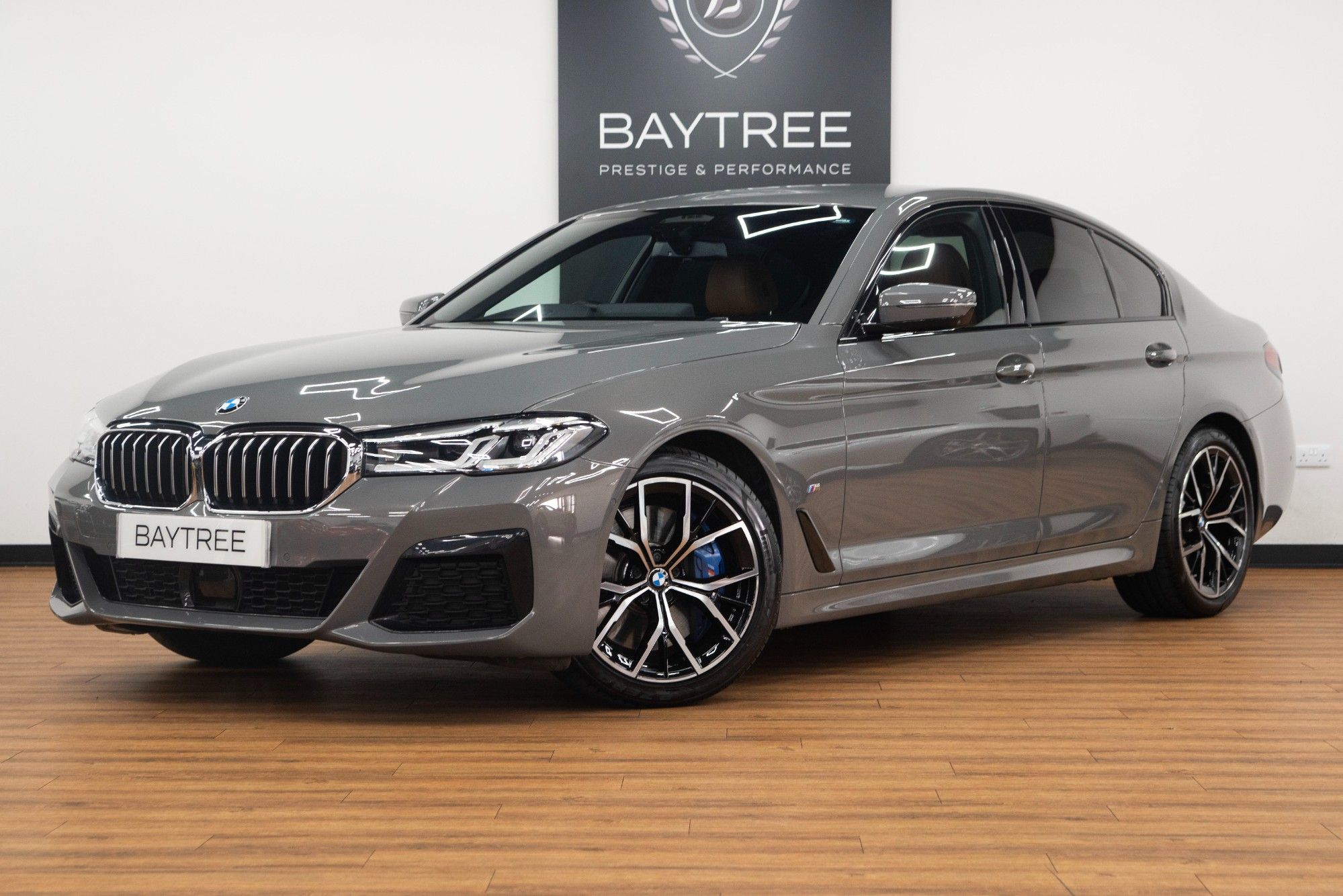 USED 2021 71 BMW 5 SERIES 3.0 530d MHT M Sport Hybrid  